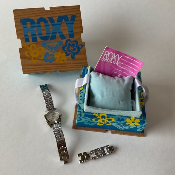 Vintage 2000s ROXY Women’s Wrist Watch - Brand New - Picture 5 of 6